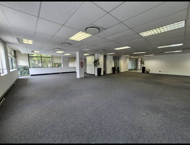 333M² OFFICE TO LET IN SANDTON CENTRAL